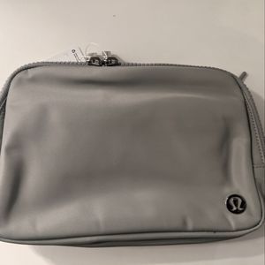 Lululemon athletica Everywhere Belt Bag Large Brand New (NWT) Silver Drop
